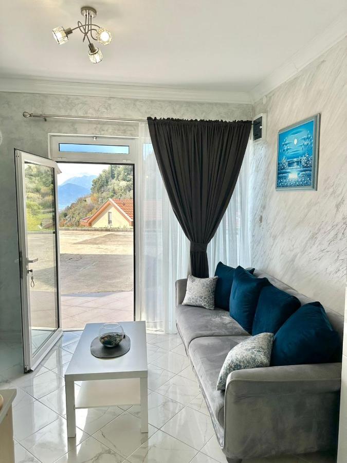 Albomi Appartement Kotor Buitenkant foto