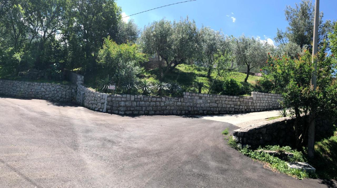 Albomi Appartement Kotor Buitenkant foto